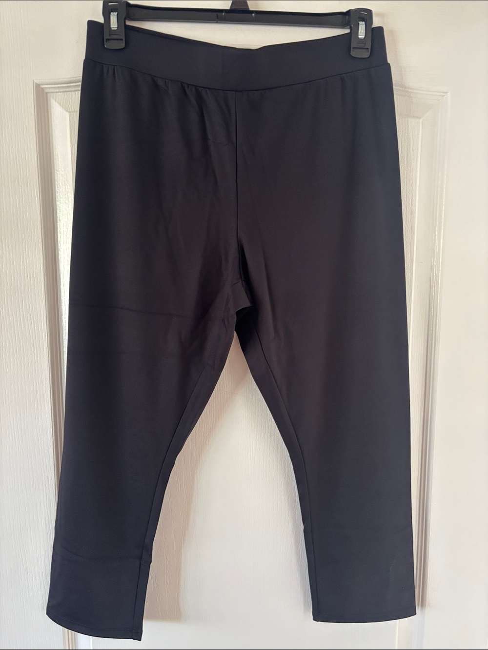 NWT Women with Control Black Leggings Inseam approximately 23 inches SZ LARGE